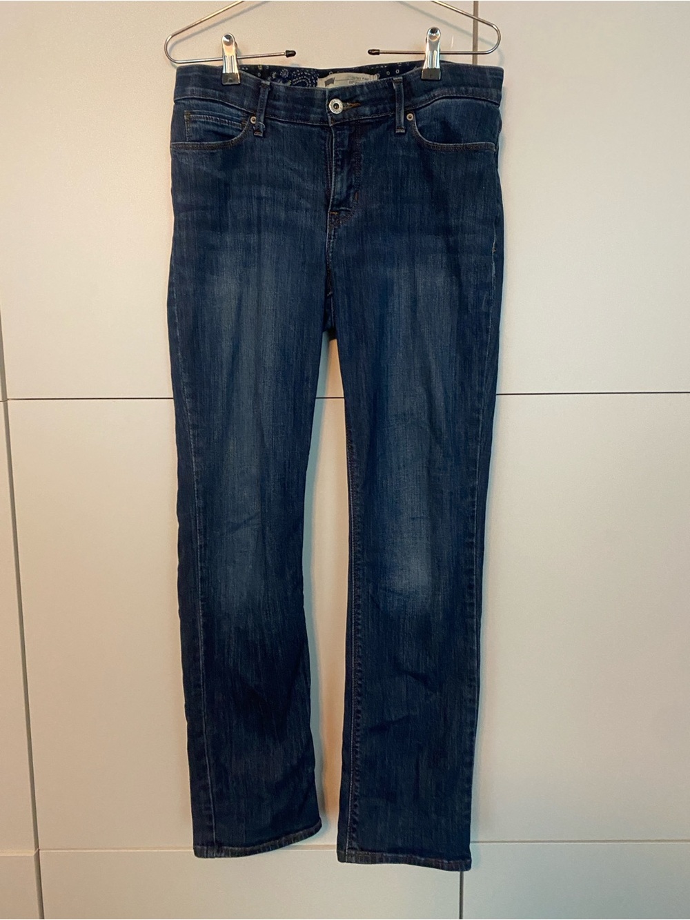 Levi’s Perfect Waist Classic Dark Blue 525 Straight-Leg Women’s Jeans 6S